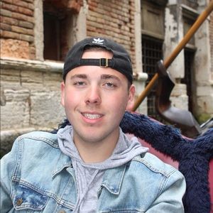 Meet your Posher, John